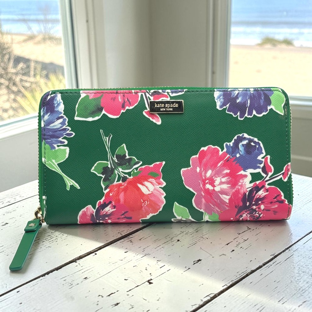 Zip Around Wallet Kate Spade Green Floral Continental Vinyl Preppy Bright Garden